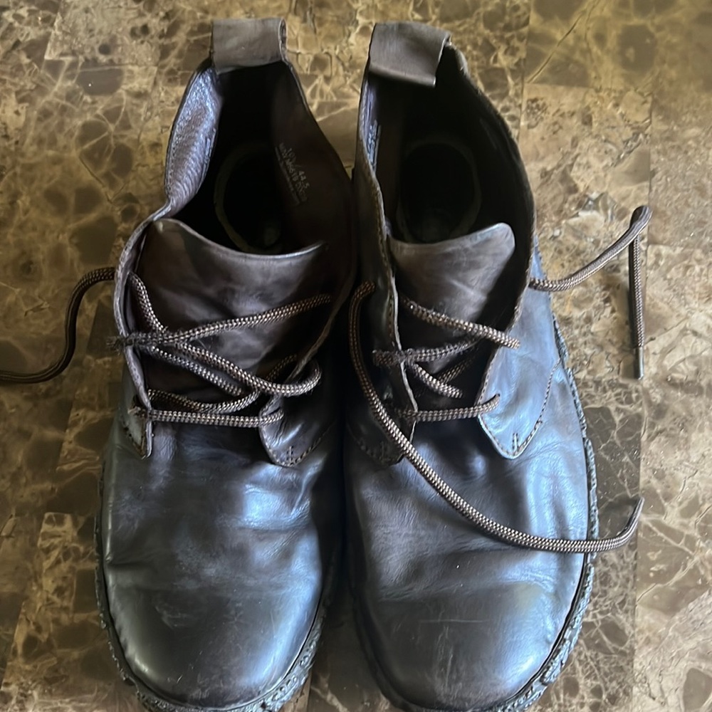 Mens Born Chukka boots